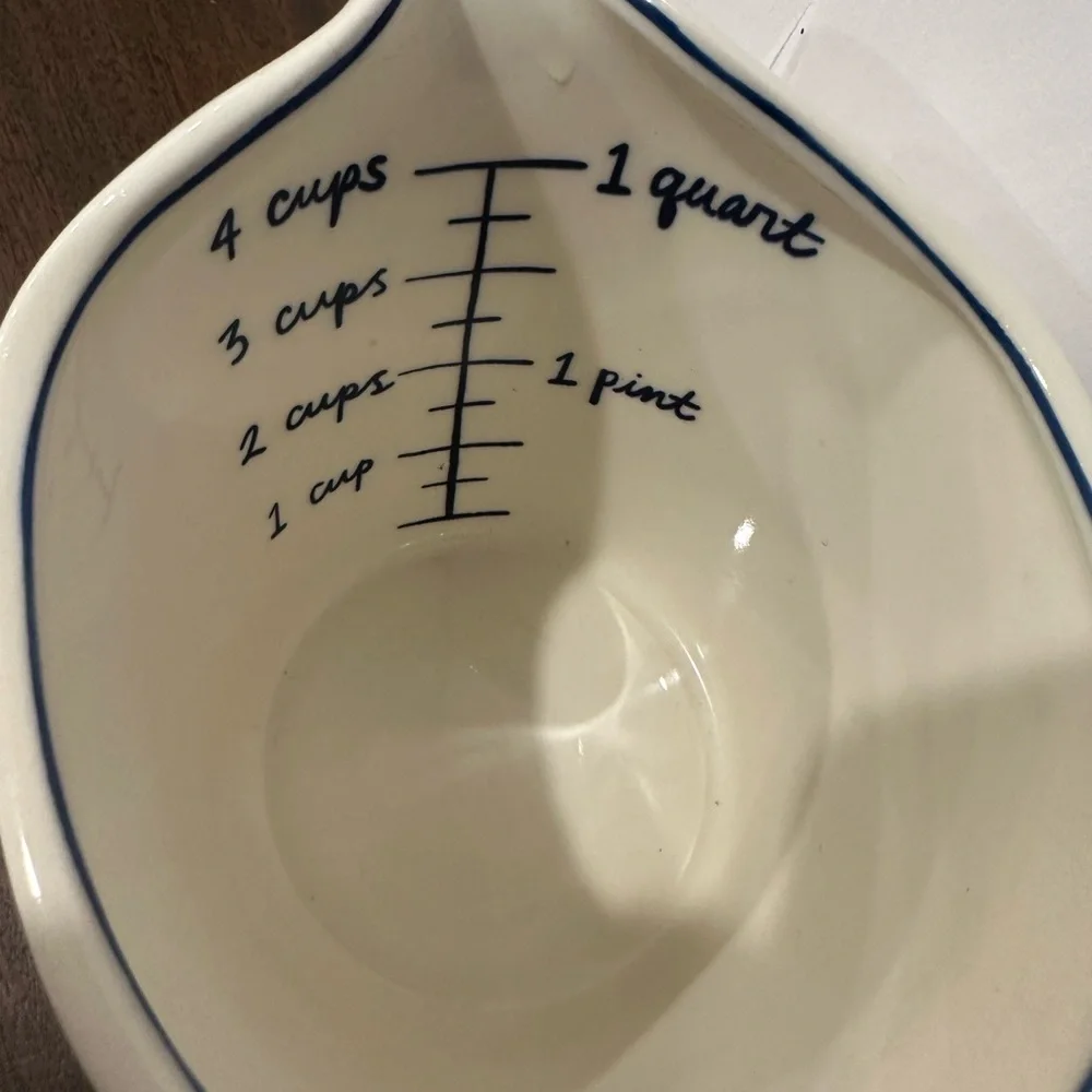 MollyHatch Blue Rooster Measuring cup Pitcher. - Picture 3 of 3